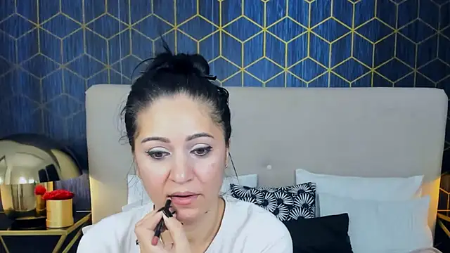 Snapshot of ValeryBlakes chatting on 10/31/25, 06:09 ValeryBlakes online show from 10/31/25, 06:09