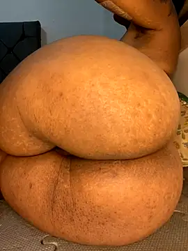 Charlotte bronxxx online show from 10/18/25, 07:14