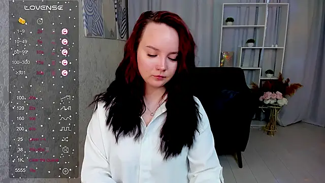 Snapshot of maya_suun chatting on 11/23/25, 02:22 maya suun online show from 11/23/25, 02:22