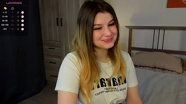 Snapshot of nawuwu chatting on 01/24/25, 04:16 nawuwu online show from 01/24/25, 04:16