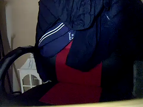 Snapshot of topina8 chatting on 02/24/25, 01:10 topina8 online show from 02/24/25, 01:10