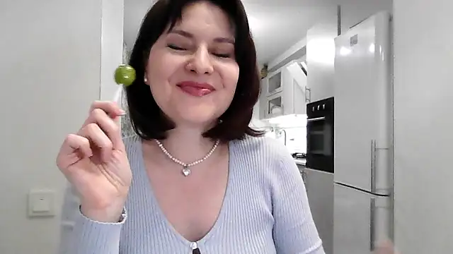 Victoria Glam online show from 11/27/25, 04:31