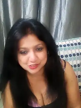 Snapshot of horny_lizia chatting on 06/21/26, 04:53 horny lizia online show from 06/21/26, 04:53