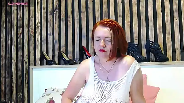 Alis Lovi online show from 06/23/26, 10:30