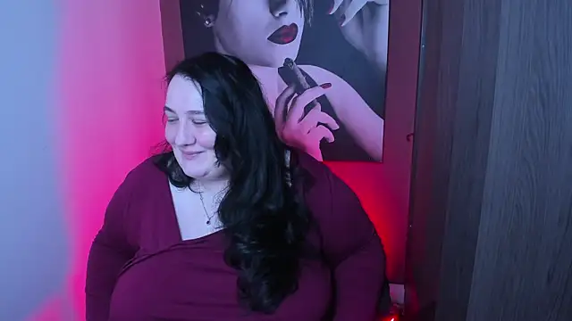 QueenOfHaze online show from 12/15/25, 08:29