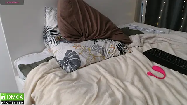 crystalyss online show from 02/07/25, 03:01