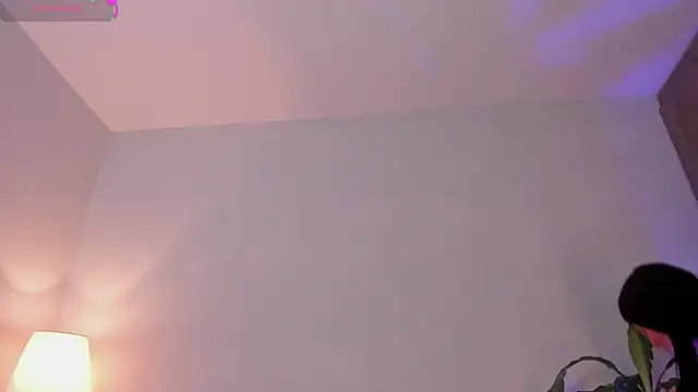Snapshot of Hannah_Jonhson chatting on 04/29/26, 01:43 Hannah Jonhson online show from 04/29/26, 01:43