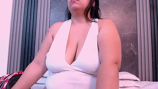 AmmyPike1 online show from 09/11/25, 12:05