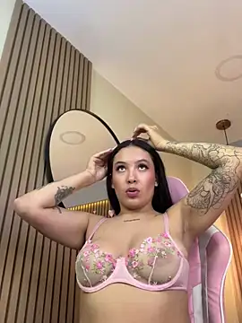 Victoria Collinns online show from 02/12/25, 02:54