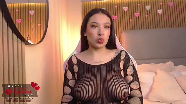 Victoria Collinns online show from 02/18/25, 12:06