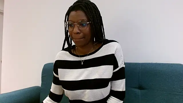 Snapshot of BrianaBrown1 chatting on 02/04/25, 09:52 BrianaBrown1 online show from 02/04/25, 09:52