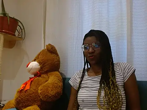 Snapshot of BrianaBrown1 chatting on 02/13/25, 10:00 BrianaBrown1 online show from 02/13/25, 10:00