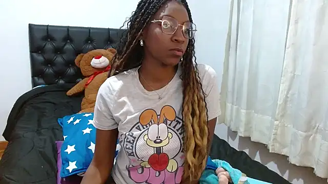 Snapshot of BrianaBrown1 chatting on 03/11/25, 11:04 BrianaBrown1 online show from 03/11/25, 11:04