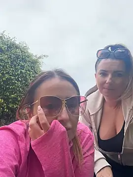 Snapshot of MolliexLexi1 chatting on 01/25/25, 02:36 MolliexLexi1 online show from 01/25/25, 02:36