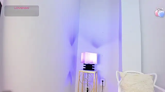 alana rossetti online show from 07/15/26, 03:01