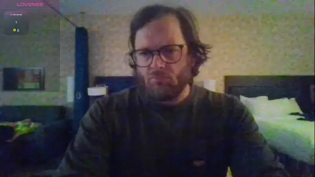 Snapshot of rrunner7718 chatting on 01/29/25, 02:09 rrunner7718 online show from 01/29/25, 02:09