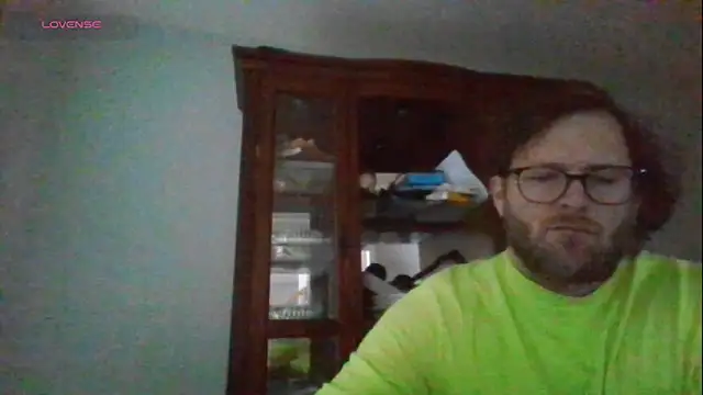 Snapshot of rrunner7718 chatting on 02/27/25, 03:26 rrunner7718 online show from 02/27/25, 03:26