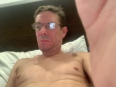 Kenhornu online show from 03/08/26, 03:54