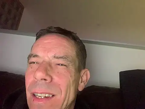 Kenhornu online show from 04/02/26, 11:24