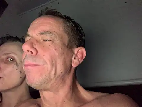 Kenhornu online show from 04/16/26, 04:24