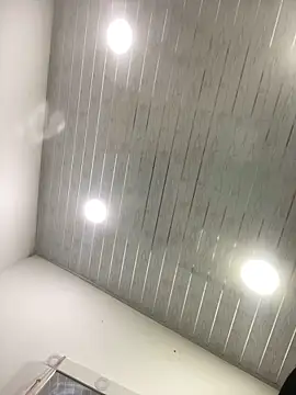 Girl milk7 online show from 03/18/25, 09:52