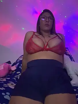 Snapshot of ALEXANDRA95 chatting on 02/06/25, 04:31 ALEXANDRA95 online show from 02/06/25, 04:31