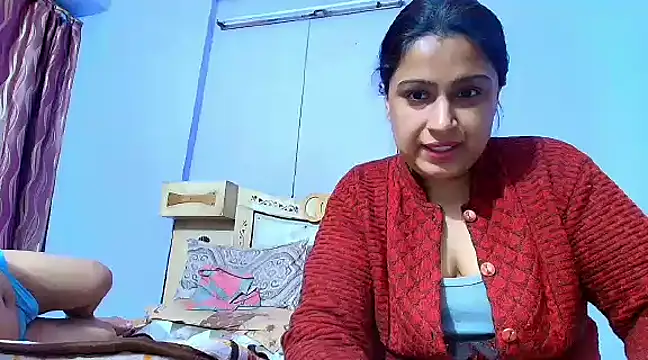 Snapshot of Sophia_James chatting on 03/18/25, 05:42 Sophia James online show from 03/18/25, 05:42