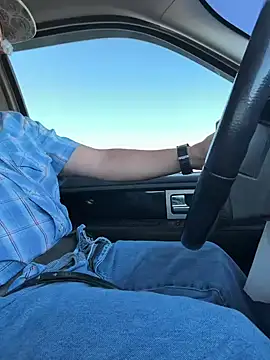 Snapshot of luiriv04 chatting on 10/06/25, 09:56 luiriv04 online show from 10/06/25, 09:56