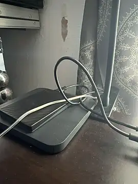 luiriv04 online show from 10/25/25, 09:09