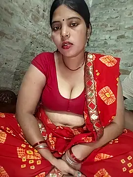 Snapshot of Simrandeshipp chatting on 02/25/26, 10:30 Simrandeshipp online show from 02/25/26, 10:30