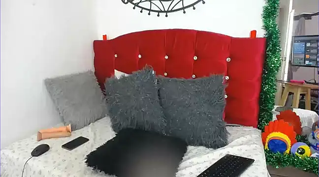 Kristin milk online show from 01/24/25, 03:02