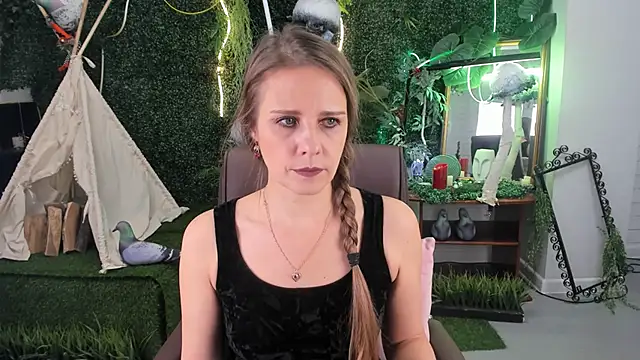 EmiliaBedy online show from 02/01/25, 09:21