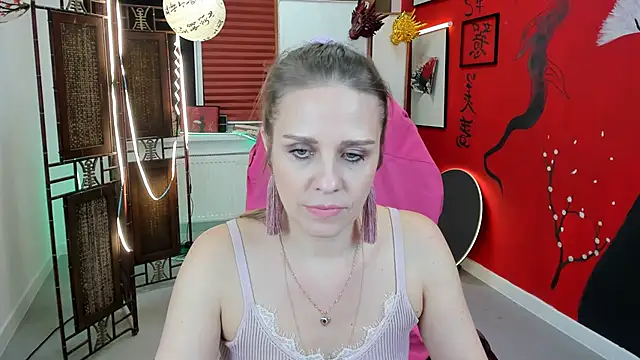 EmiliaBedy online show from 02/07/25, 12:06