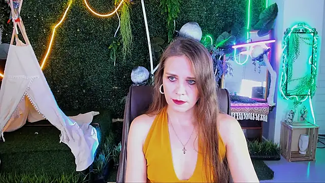 EmiliaBedy online show from 11/15/25, 09:06