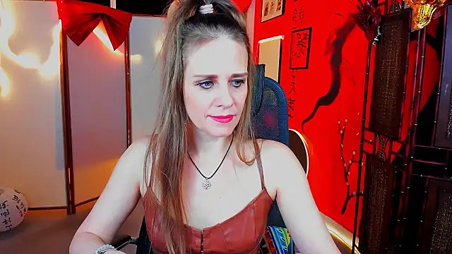 EmiliaBedy online show from 02/04/26, 09:15