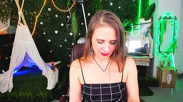 EmiliaBedy online show from 04/07/26, 05:19