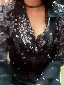 Snapshot of Aapsara_ chatting on 01/25/25, 04:57 Aapsara online show from 01/25/25, 04:57