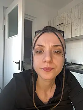 bunnythetailor online show from 01/30/25, 02:47