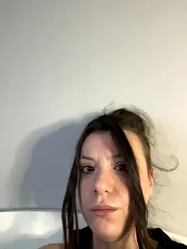 bunnythetailor online show from 11/08/25, 08:47