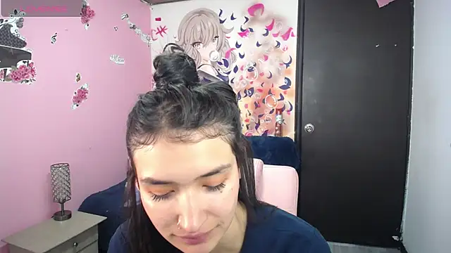 Snapshot of Sofii_cutee chatting on 03/20/25, 02:21 Sofii cutee online show from 03/20/25, 02:21