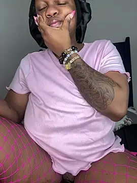 Boneca25 online show from 02/22/26, 06:02