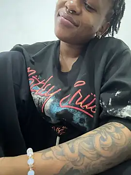 Boneca25 online show from 02/28/26, 03:13