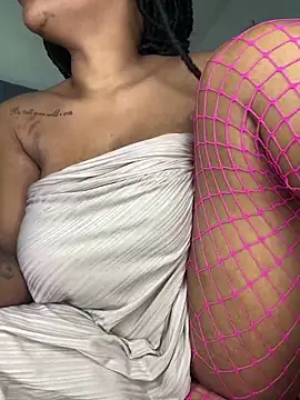 Boneca25 online show from 05/22/26, 06:53