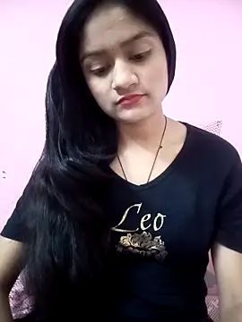 Tanu-00 online show from 11/04/25, 12:26