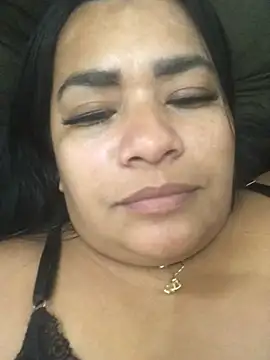 indiazinha69  online show from 04/18/26, 09:26