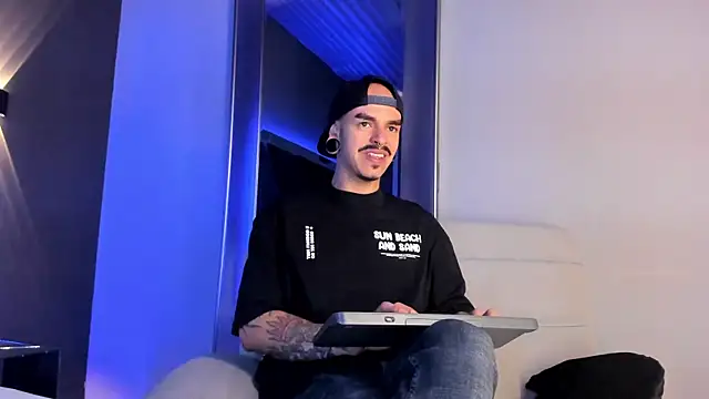 kaletattoo online show from 10/20/25, 11:21