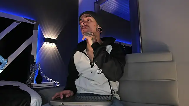 kaletattoo online show from 01/12/26, 11:04