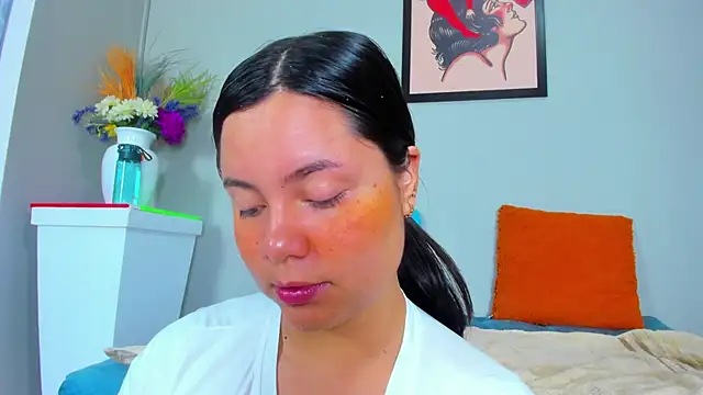 Snapshot of evaa_greey chatting on 09/29/25, 09:19 evaa greey online show from 09/29/25, 09:19