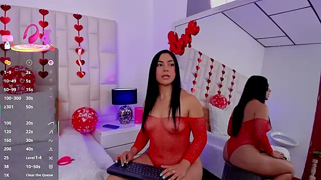 Ariana rouse online show from 02/11/25, 04:56