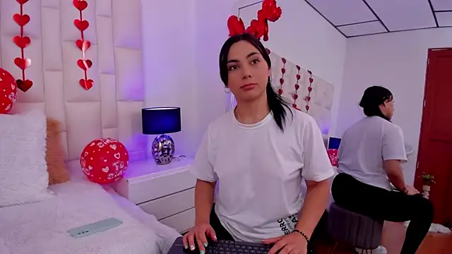 Ariana rouse online show from 02/13/25, 05:01